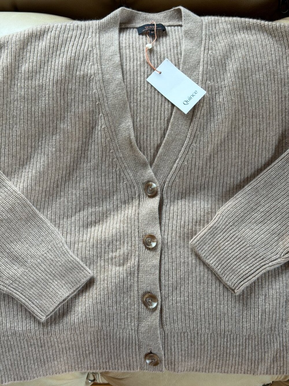 Quince | Mongolian Cashmere Oversized Boyfriend Cardigan Sweater - Picture 2 of 3